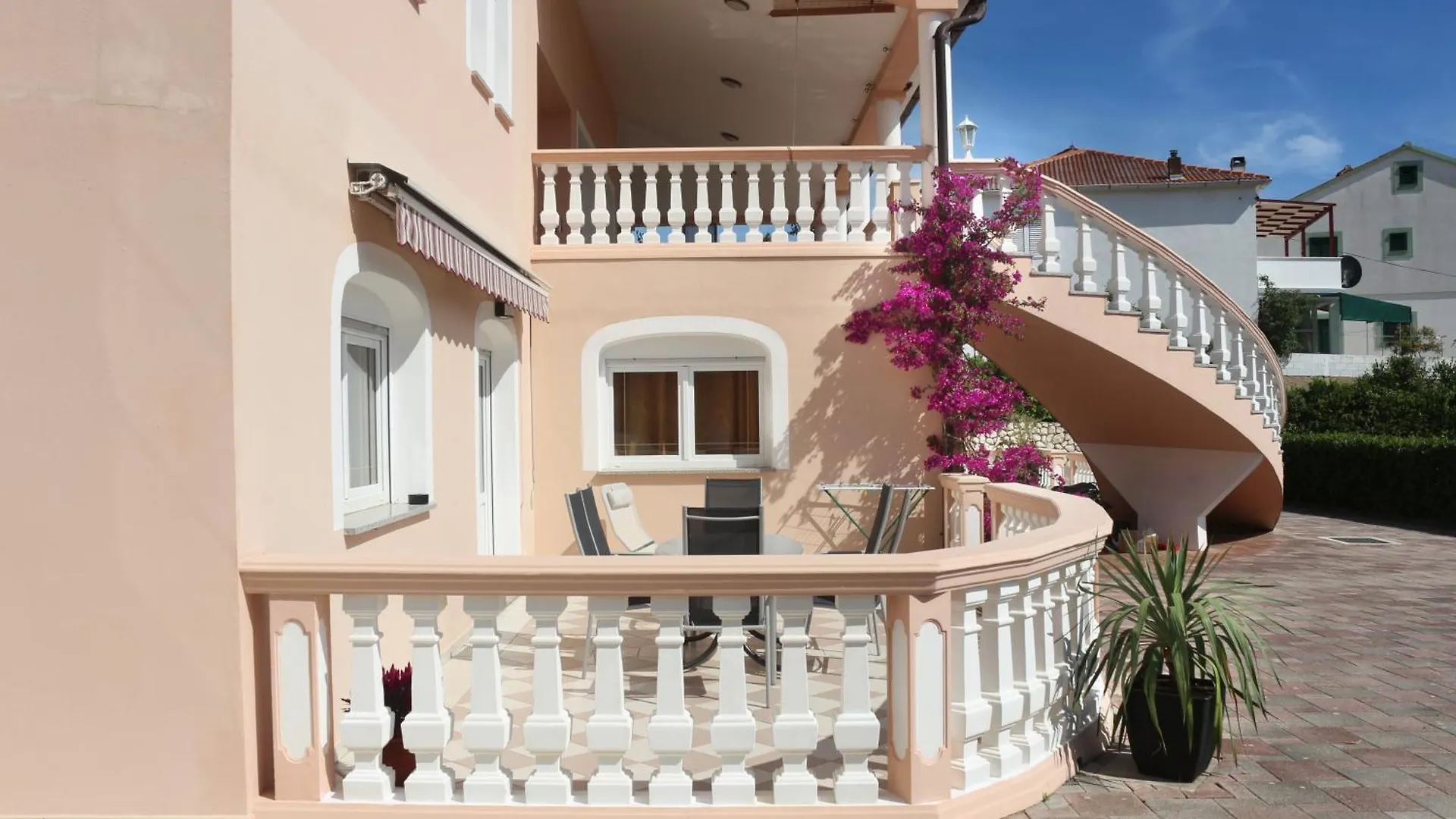 Apartament Olive House Šimuni