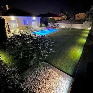 Tony's House In Garden Zadar