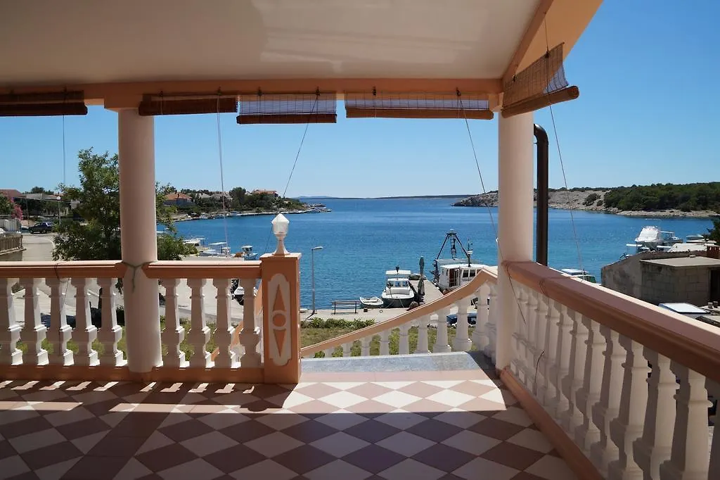 Olive House Apartment Simuni 0*,